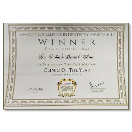 Dr Sahni's clinic bags Famdent Award for Clinic of the Year 2017